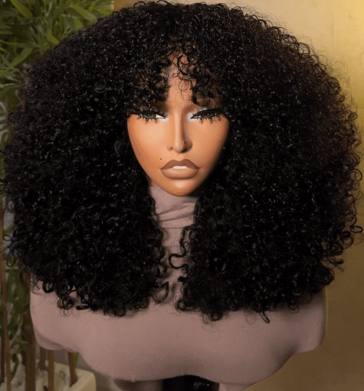 Peruca cacheado afro com franja