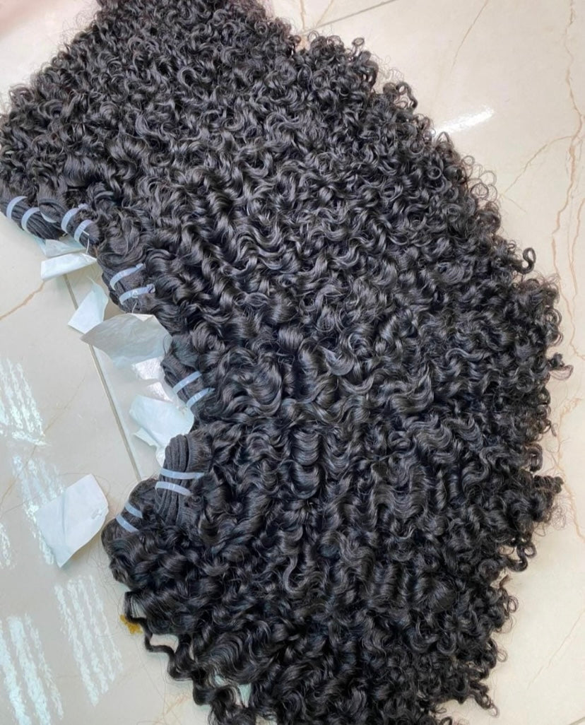 Extensão de cabelo cacheado“birmanês”