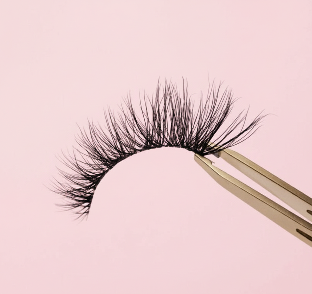 cílios postiços